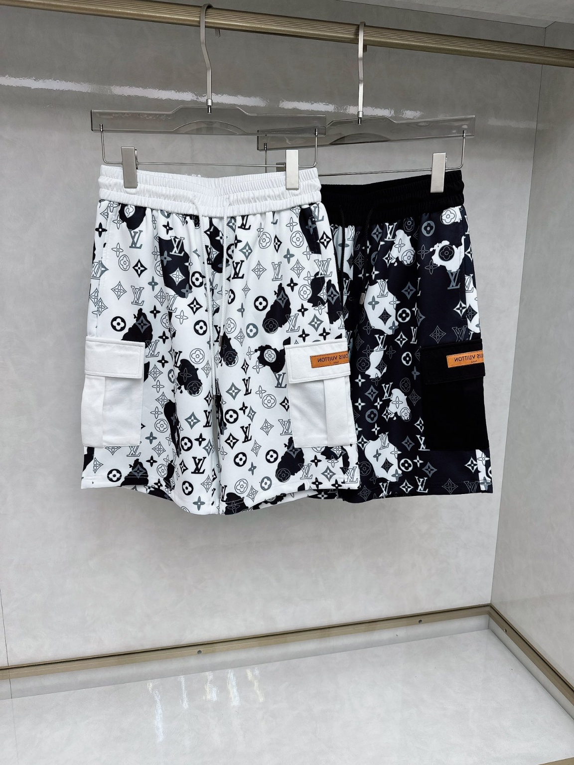 루이비통 반바지