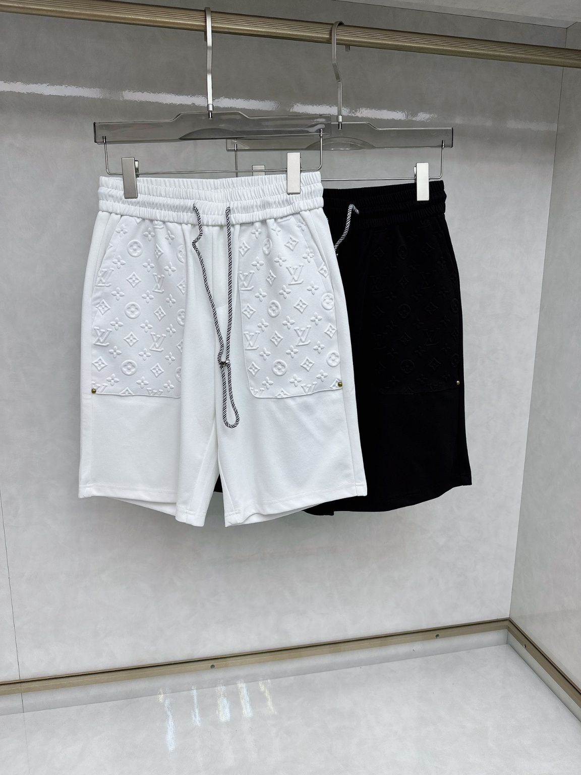 루이비통 반바지
