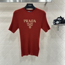 프라다 반팔니트