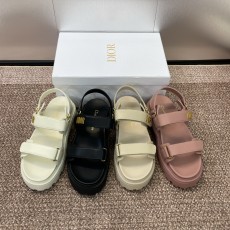 디올 샌들