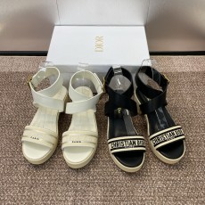 디올 샌들