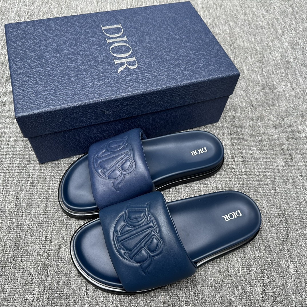 디올 슬리퍼