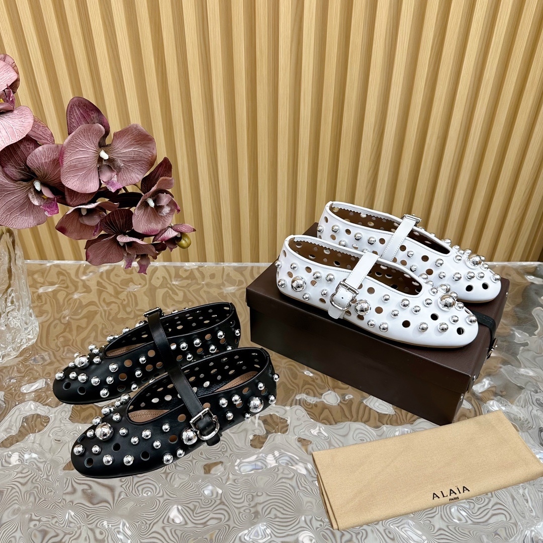알라이아 플랫슈즈