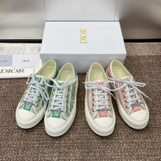 디올 스니커즈