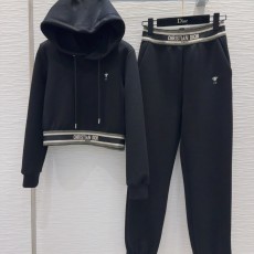 디올 트레이닝복