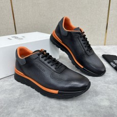 벨루티 스니커즈
