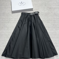 프라다 치마