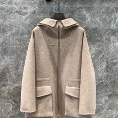 로로피아나 코트