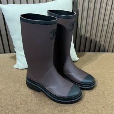 샤넬 레인부츠