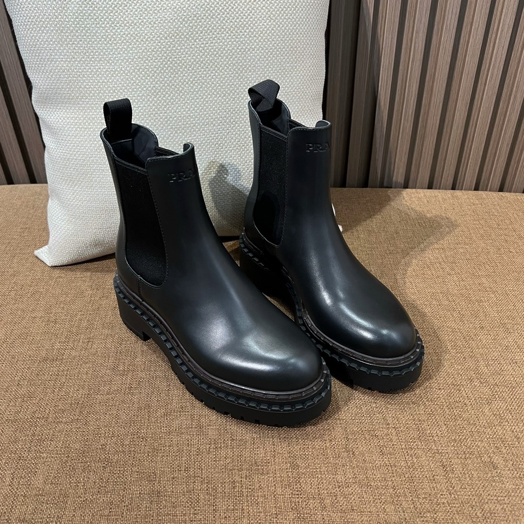 프라다 부츠