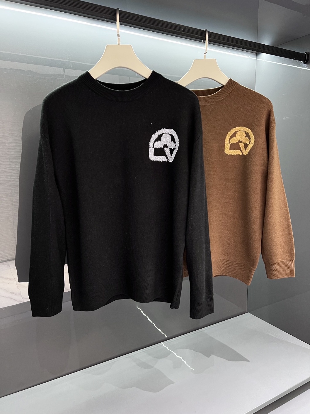 루이비통 니트