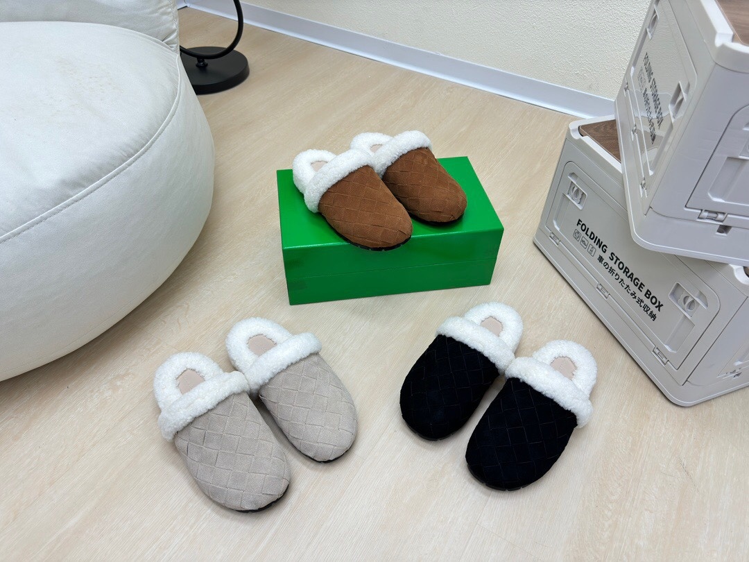보테가베네타 뮬