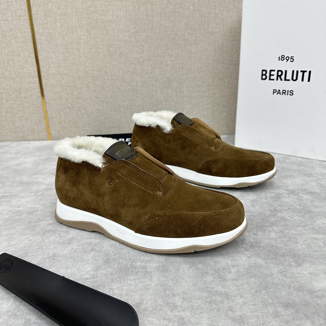 벨루티 스니커즈