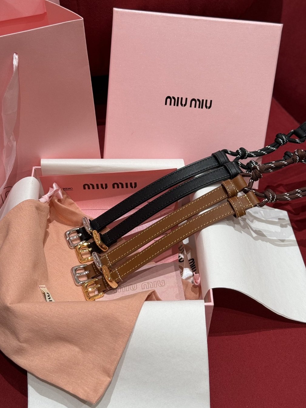 미우미우 벨트