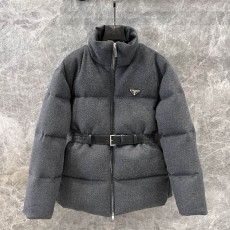 프라다 패딩