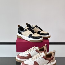 페라가모 스니커즈