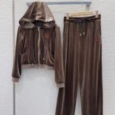 미우미우 트레이닝복