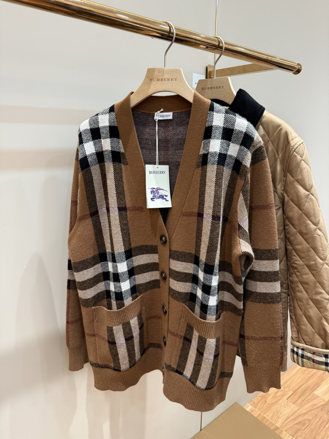버버리 가디건