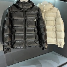 프라다 패딩