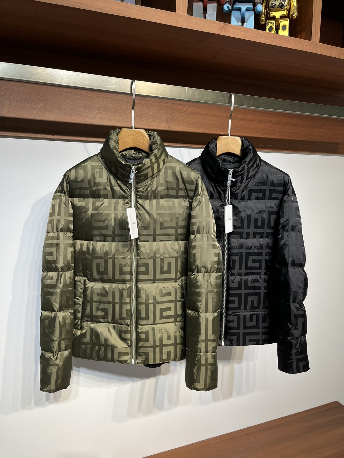 지방시 패딩