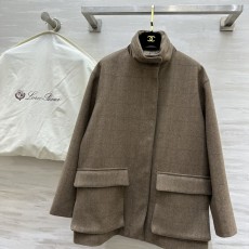 로로피아나 자켓