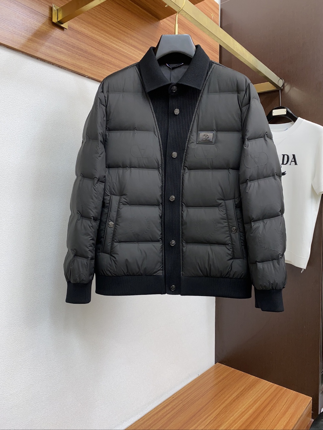 발렌티노 패딩