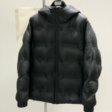 프라다 패딩
