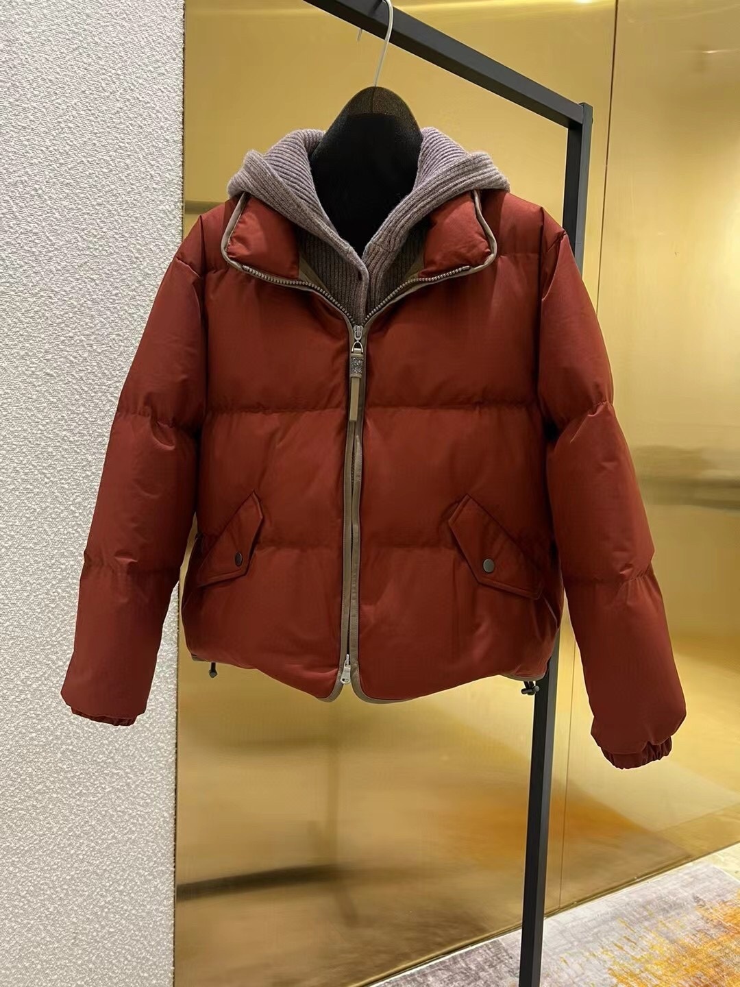 브루넬로쿠치넬리 패딩