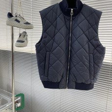 로로피아나 패딩조끼