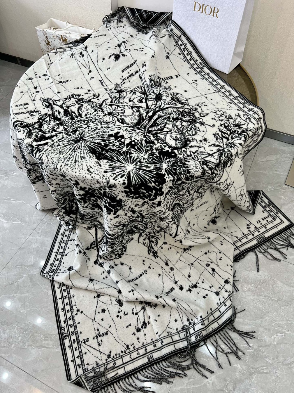 디올 블랭킷