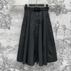 프라다 치마
