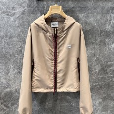 미우미우 자켓