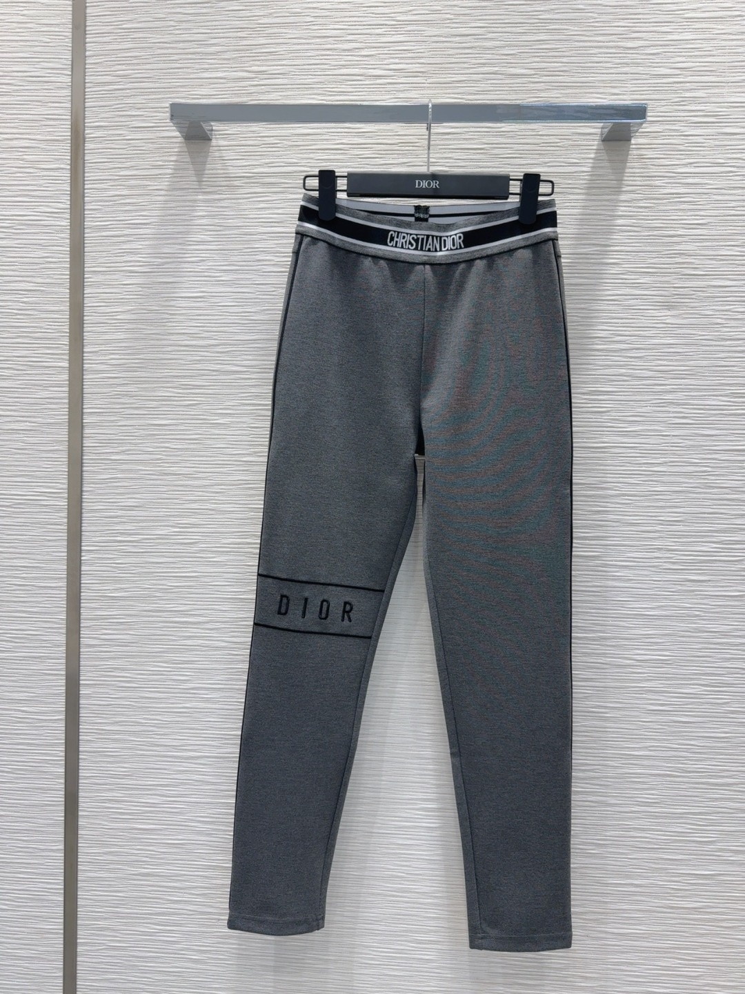 디올 바지