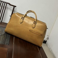 벨루티 보스턴백
