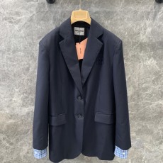 미우미우 정장자켓