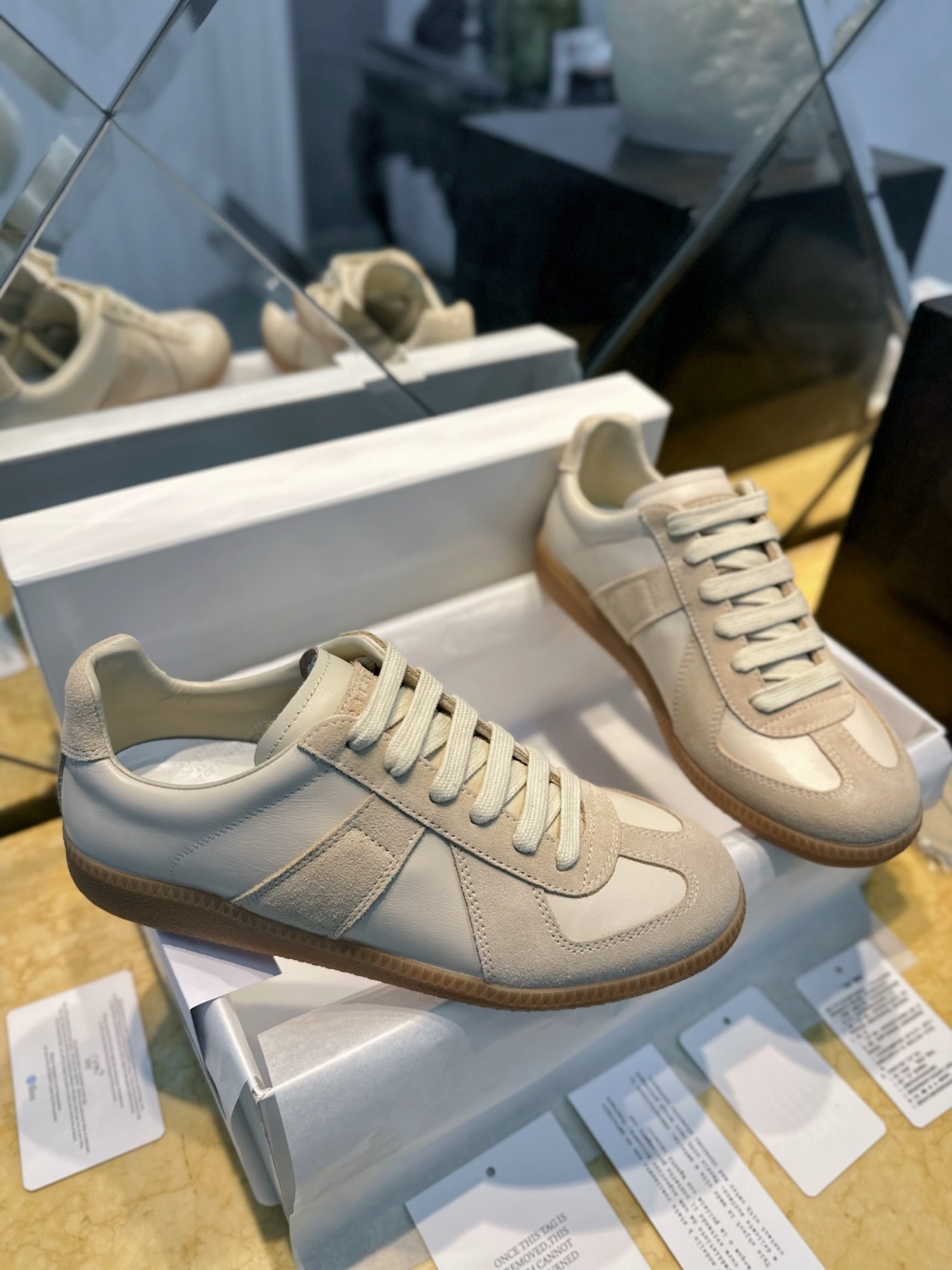 메종마르지엘라 스니커즈
