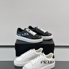 프라다 스니커즈