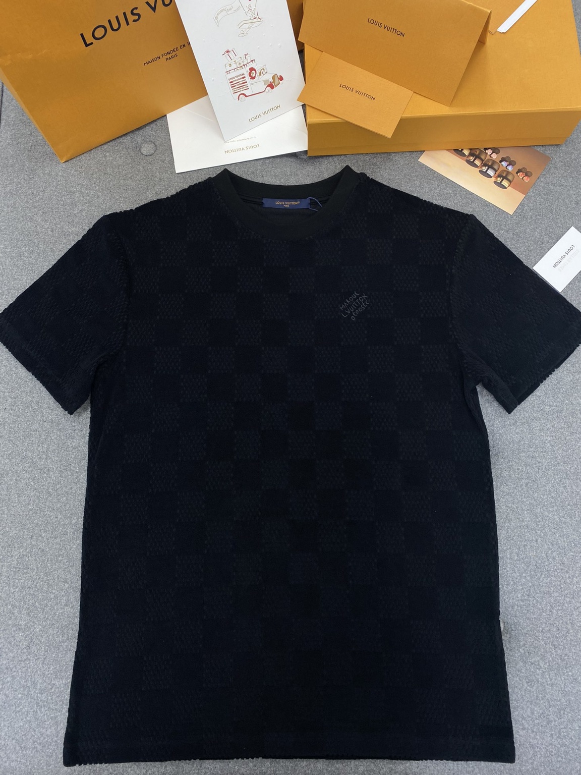 루이비통 반팔티