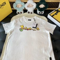 펜디 반팔티