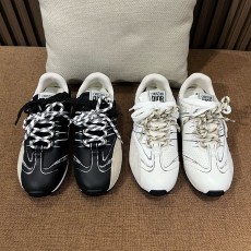 디올 스니커즈