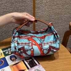 에르메스 발루수아백