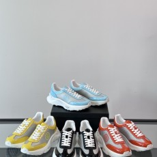 발렌티노 스니커즈