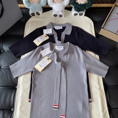 톰브라운 반팔니트