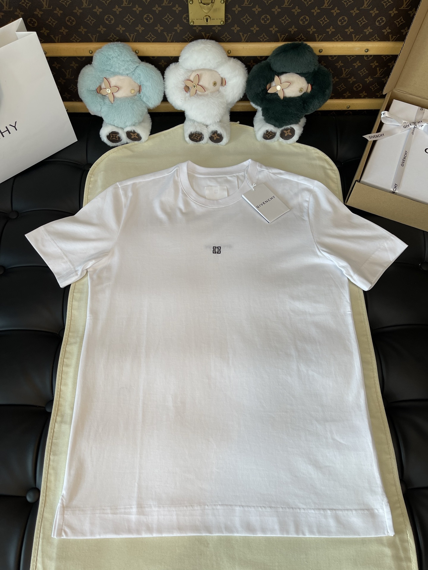 지방시 반팔티