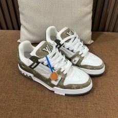 루이비통 스니커즈