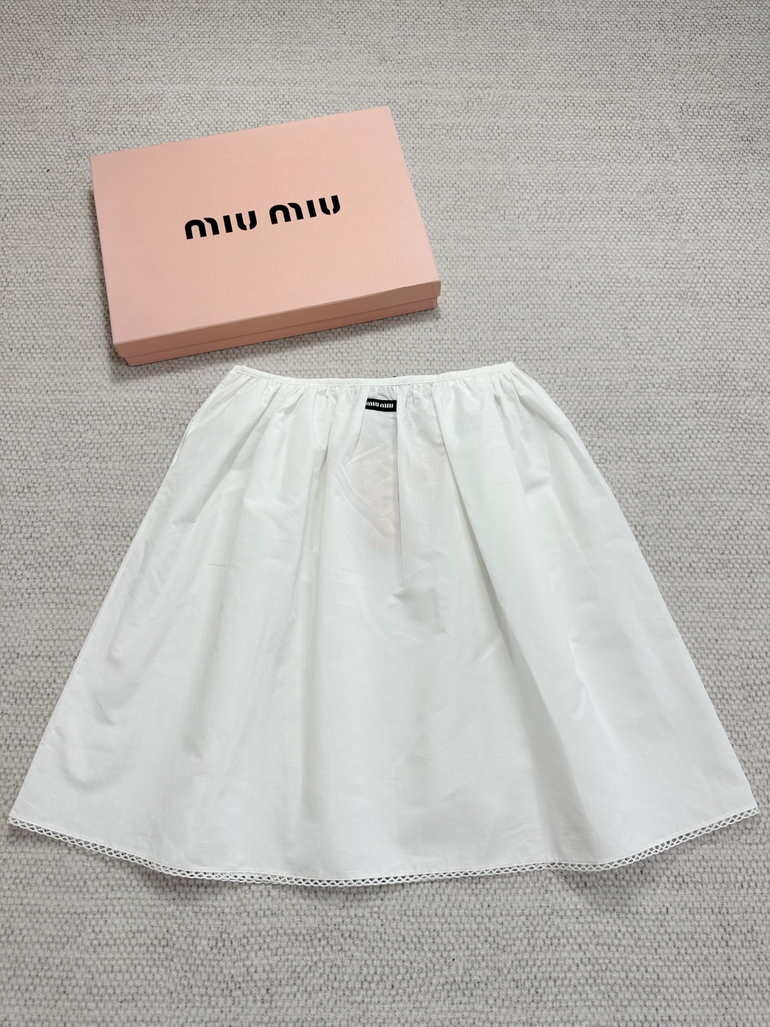 미우미우 치마