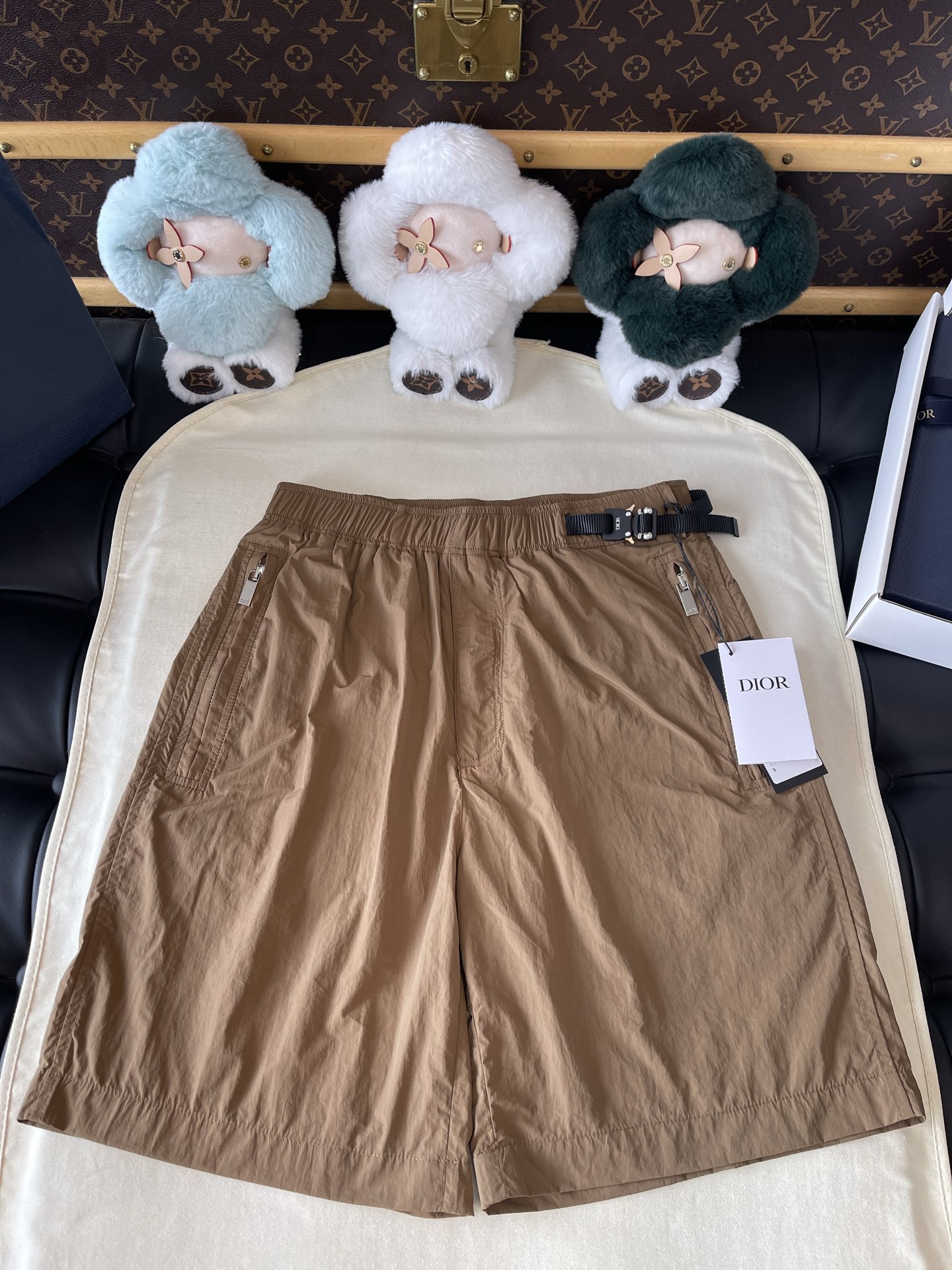 디올 반바지
