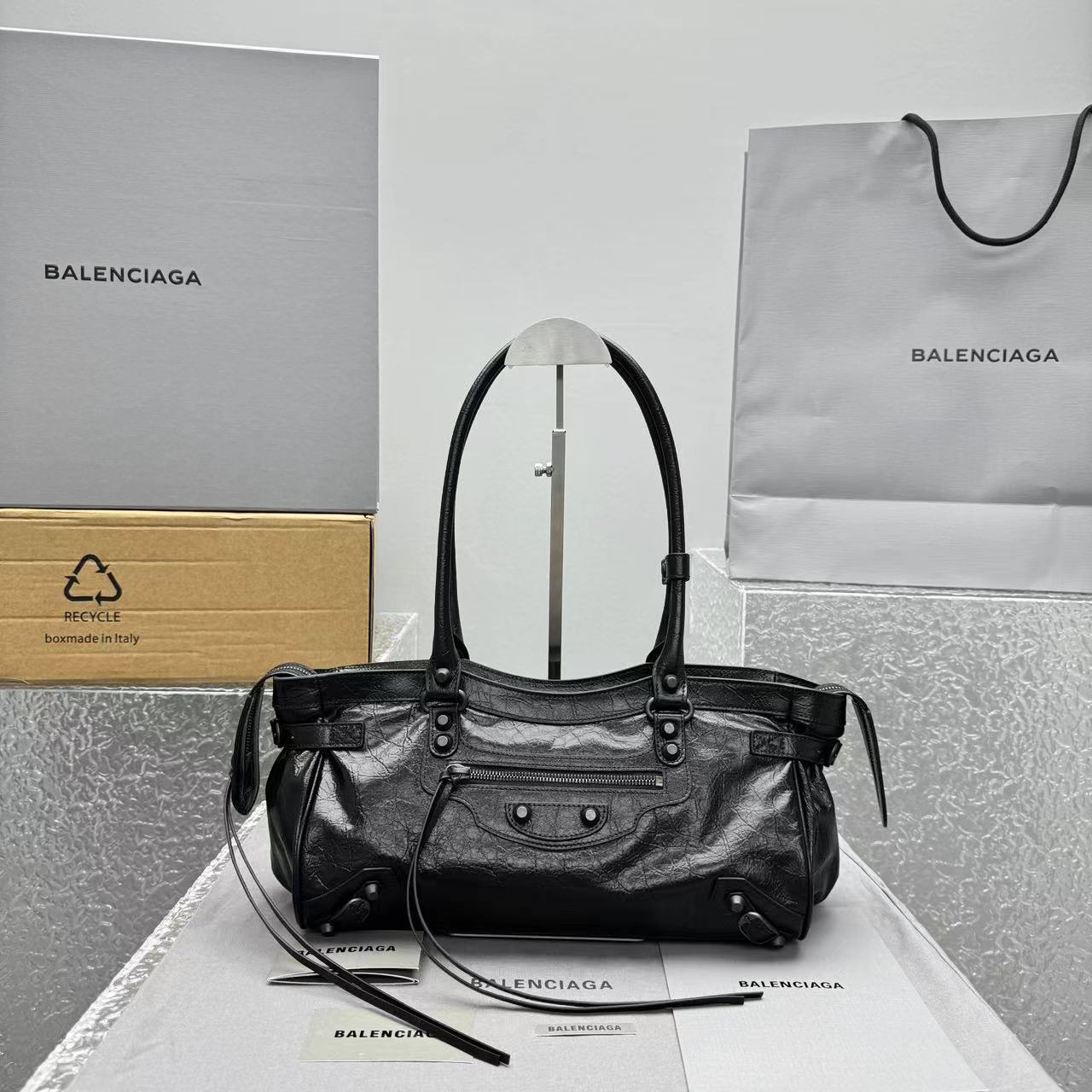 발렌시아가 르시티숄더백