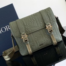 디올 힛더로드플랩스트랩백