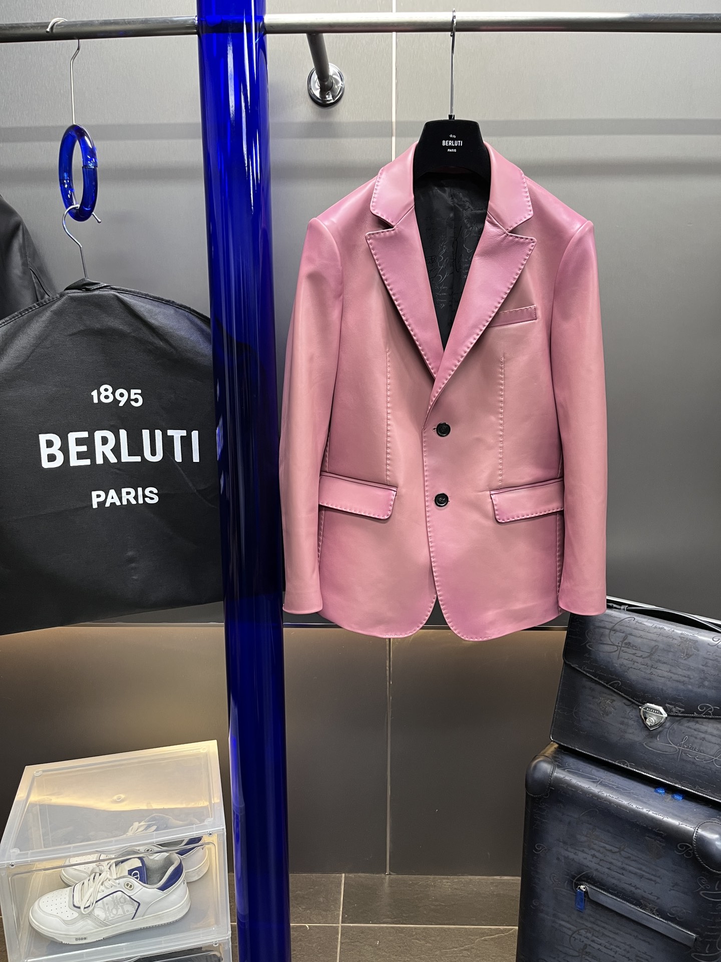 벨루티 가죽정장자켓